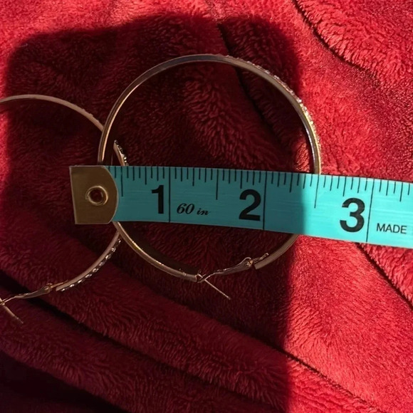 Vintage 18  carat Seoul Stones gold tone large bling hoops earrings - Picture 9 of 15